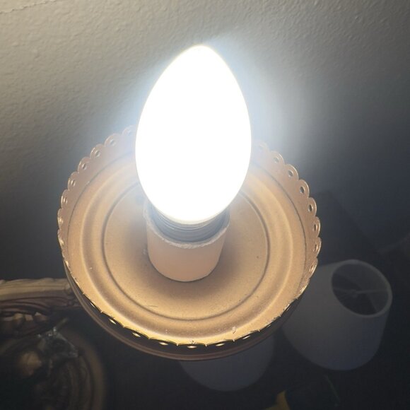 Vtg Electric Table Lamp Cherub Putti Italian Gold Tole Candelabra Prisms 27” - Picture 9 of 16